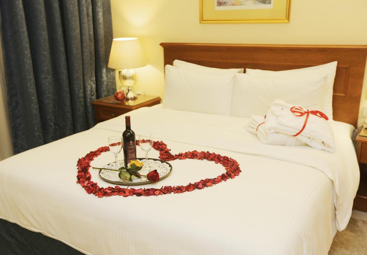 Bayview Hotel Beirut Eksteriør bilde