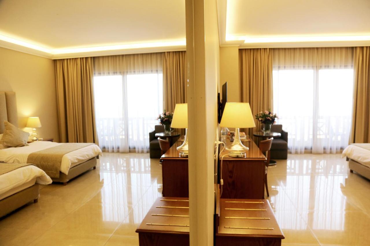 Bayview Hotel Beirut Eksteriør bilde