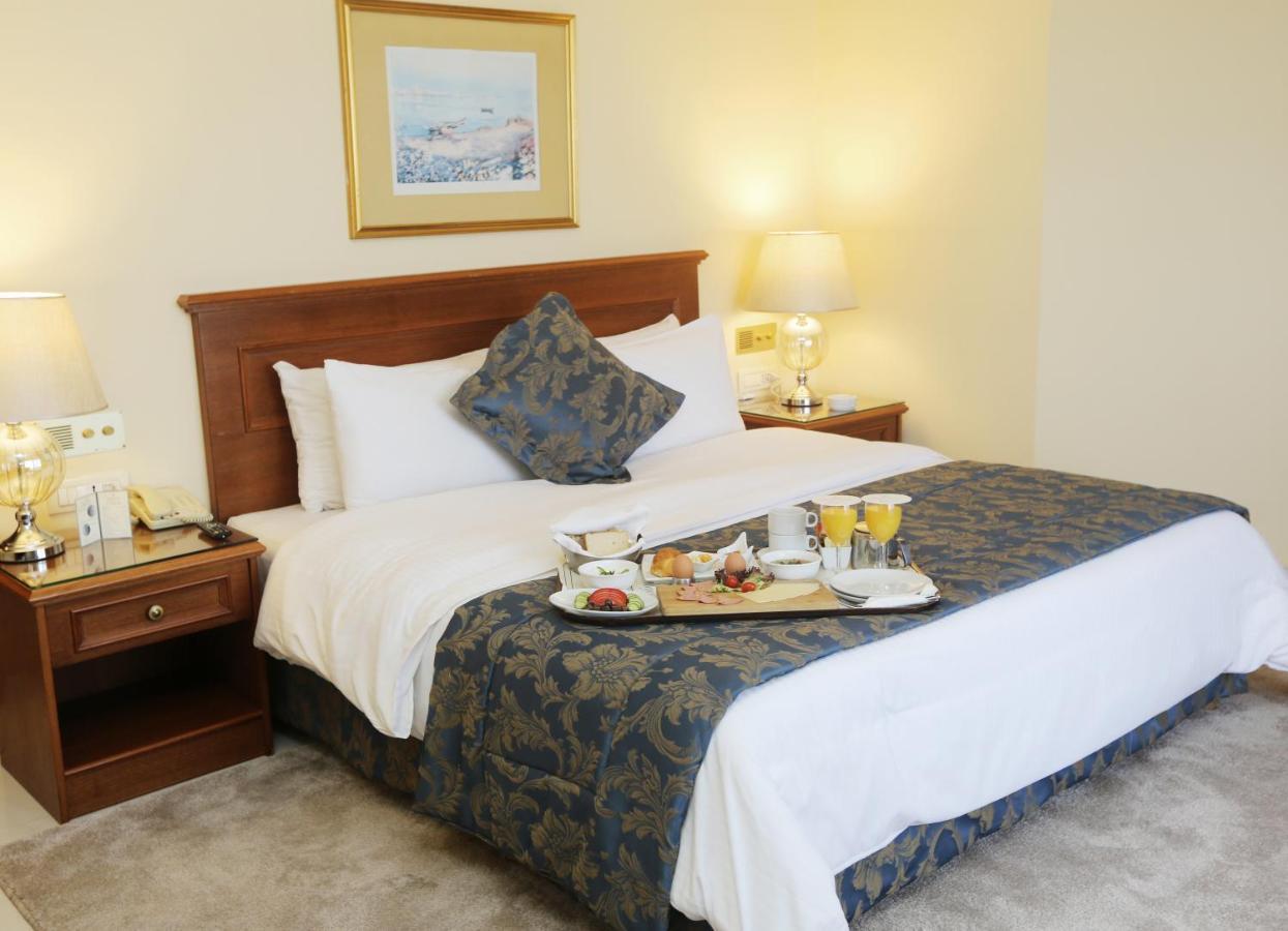 Bayview Hotel Beirut Eksteriør bilde